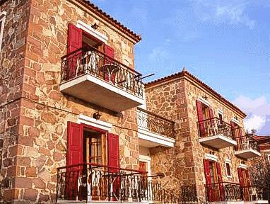 The Schoolmistress With The Golden Eyes, Studios & Rooms Μήθυμνα Εξωτερικό φωτογραφία